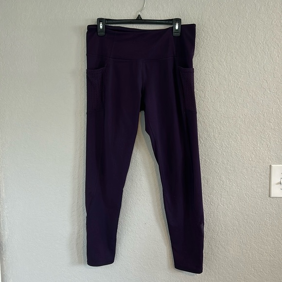Purple pocket / zip ankle workout leggings - Picture 1 of 6